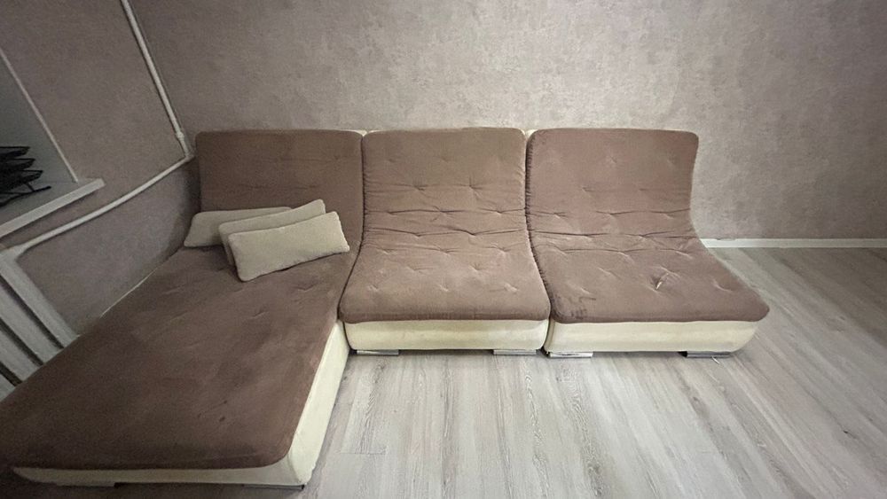 Продам диван самовывоз