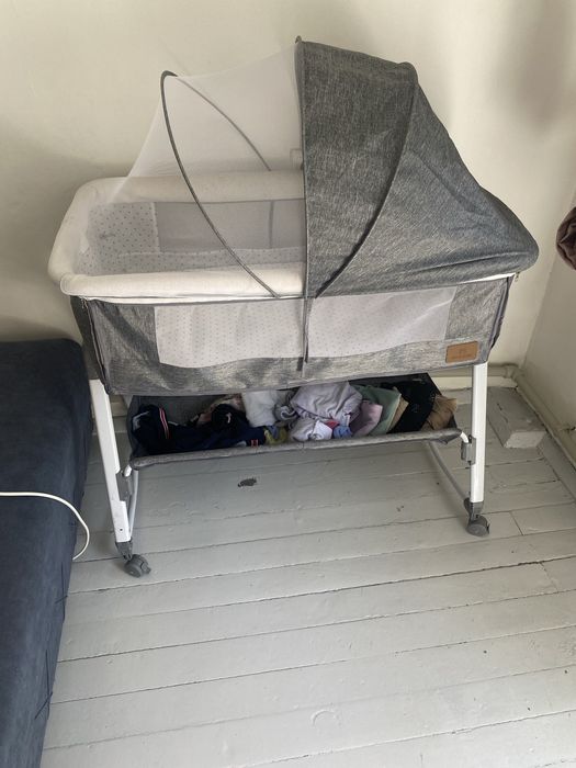 Продам детскую кроватку