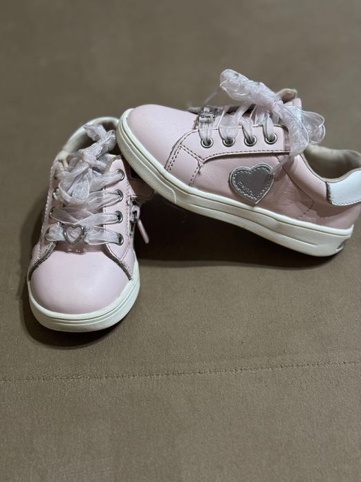 Детская обувь  и детские вещи Zara