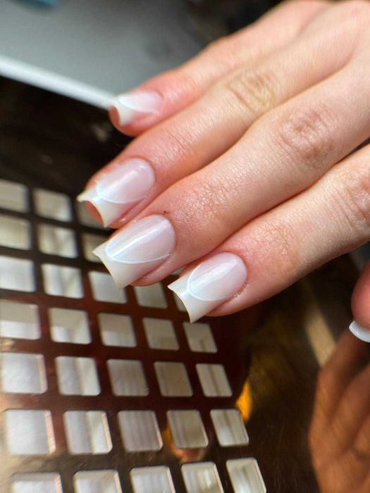 pun unghii cu gel Dristor