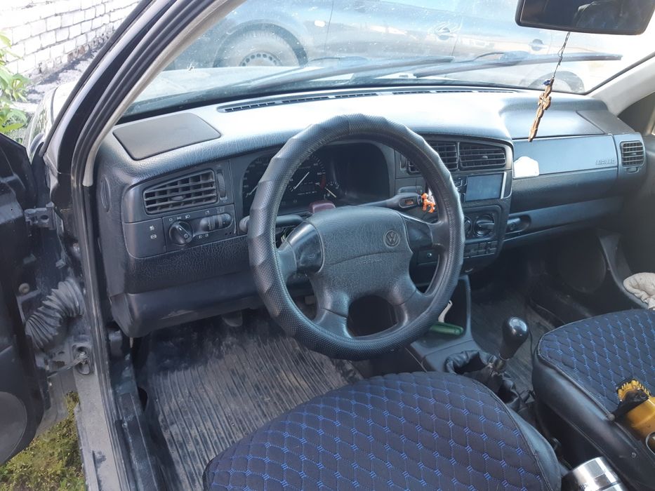 Продам гольф б3  роодам срочно, торг имеется.