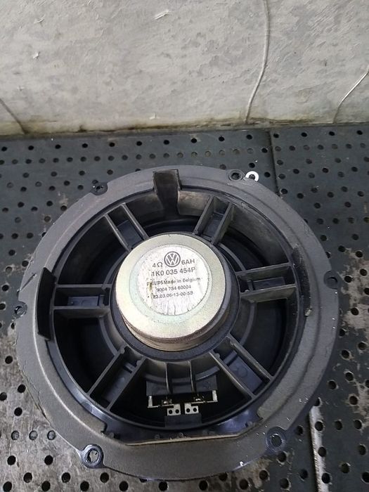 Boxa audio dreapta fata vw golf 5 1k 1k0035454p