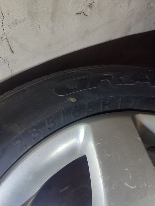 Продам диски и резины разные