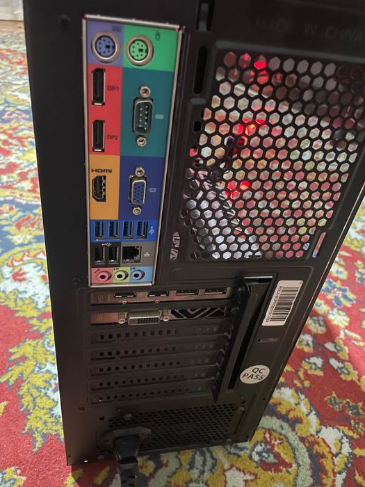 Calculator gaming stare ca nou