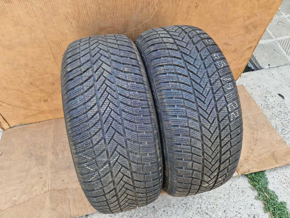 2 Bridgestone R19 255/55 Зимни гуми  DOT4122