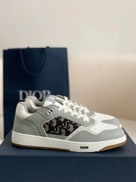 CD B27 / Light Grey / Brown / Black