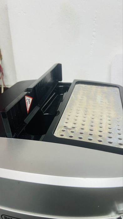 Aparat cafea Delonghi Magnifica