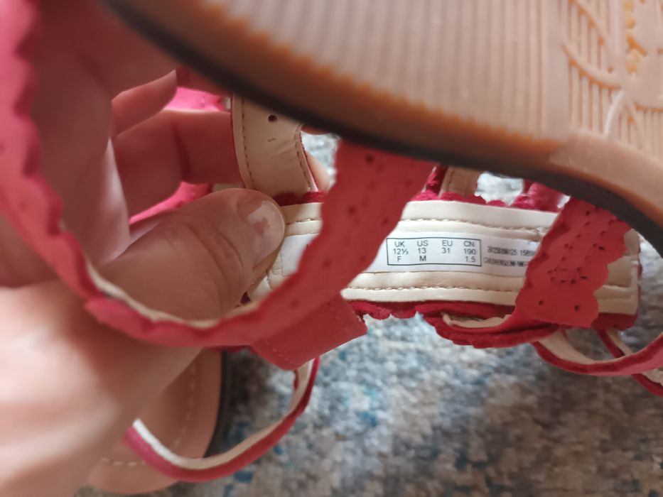 Кожени сандали Clarks, 31 номер