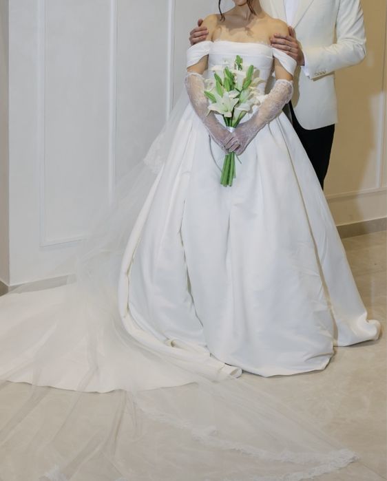 Vând rochie de mireasă