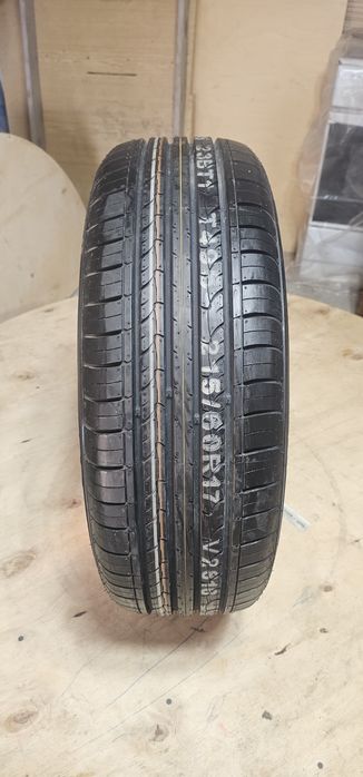 Новый шина 215/60/17