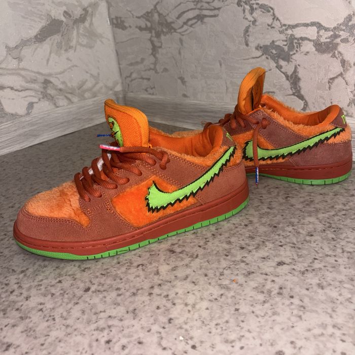 Продам модные Кроссовки