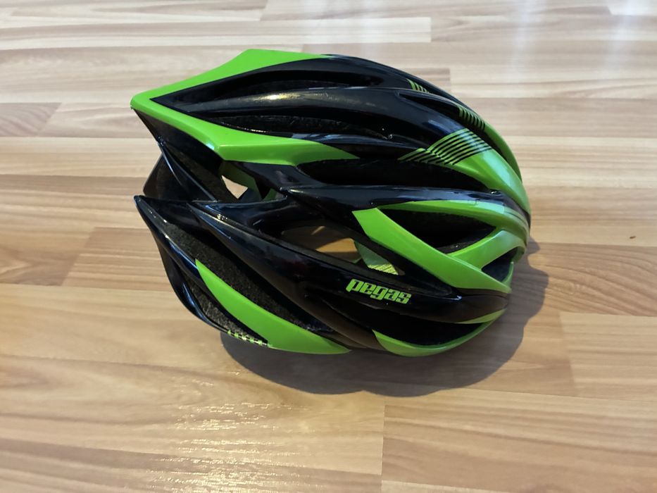 Casca bicicleta Pegas Omu
