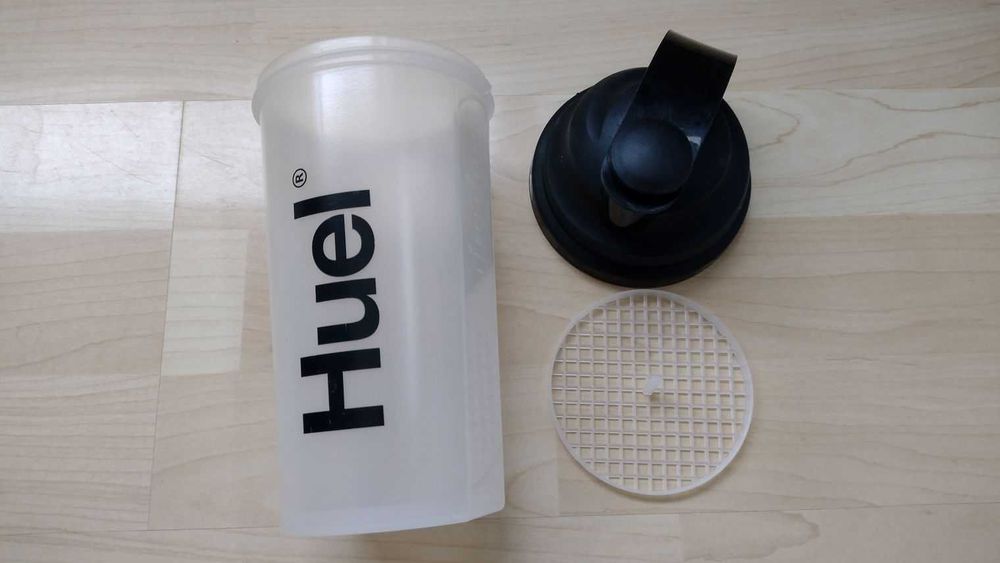 Шейкър Huel, 700ml - като нов