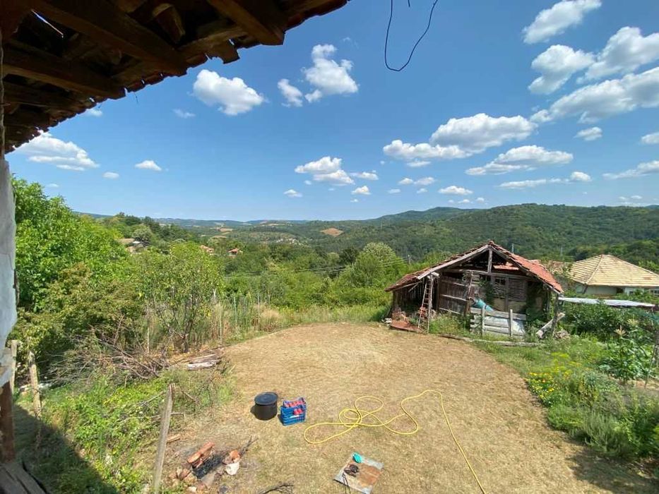 Къща за продажба в квартал на Габрово