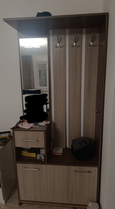 Продам шкаф в прихожую