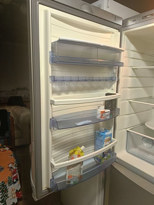 Холодильник с двумя компрессорами