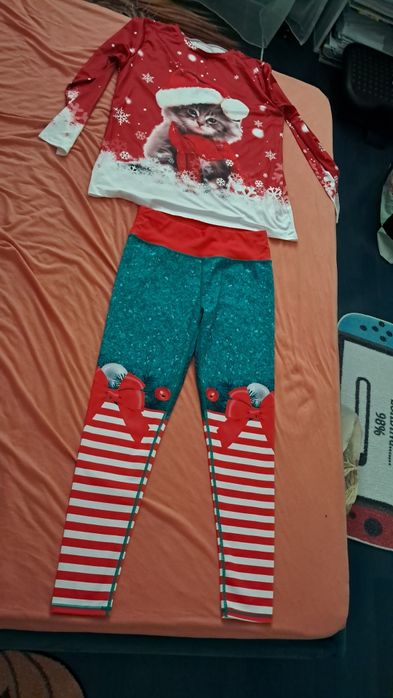 Pijama cu motive de Craciun marimea L