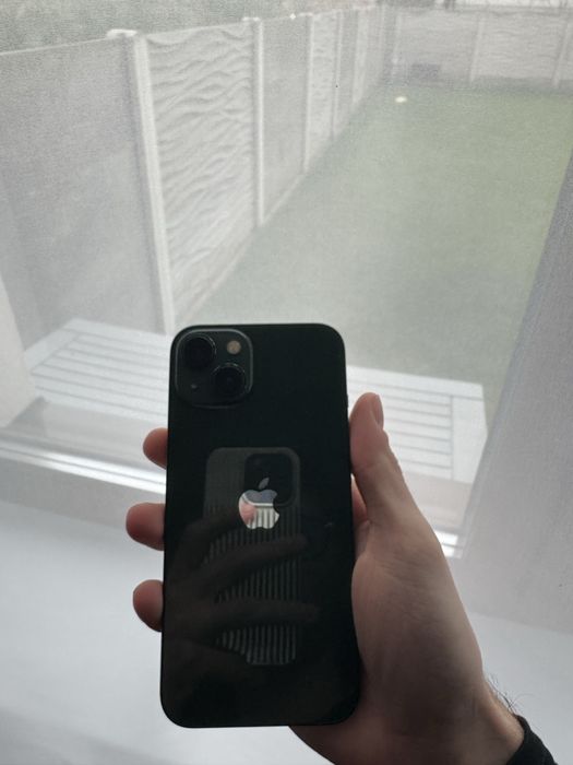 Iphone 13 culoarea Verde