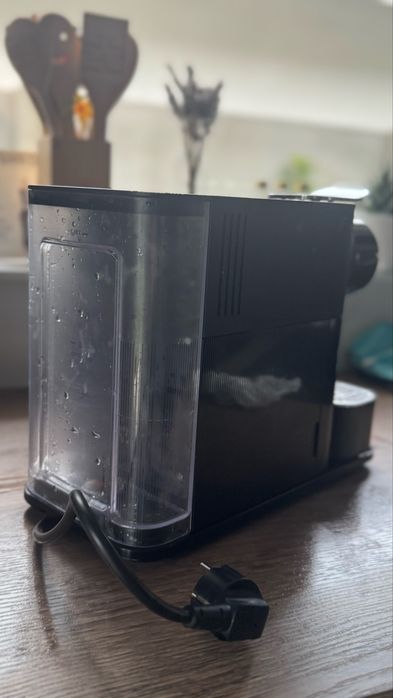 Espressor Nespresso De’Longhi Lattissima One