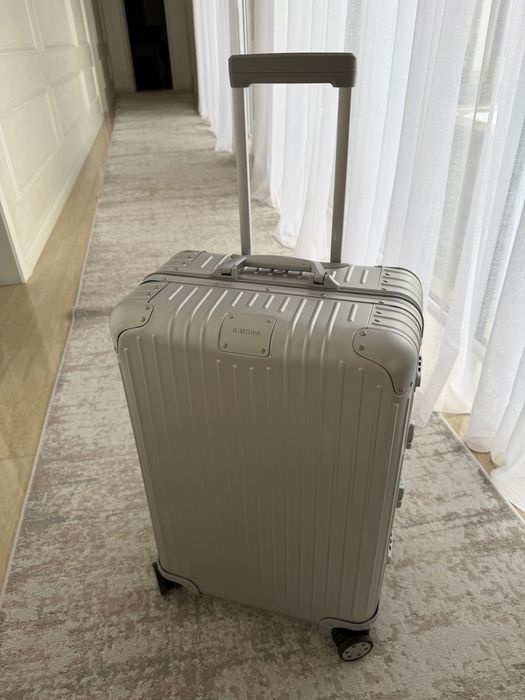 Чемодан Rimowa новый