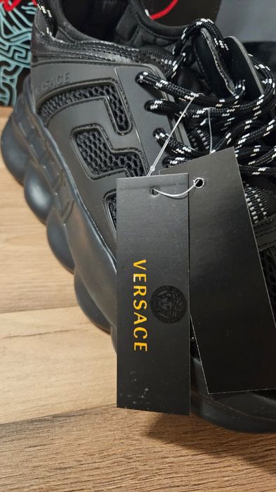 Versace Chain Reaction