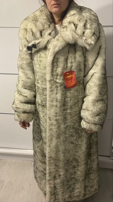 Haina blana artificiala lunga 4XL