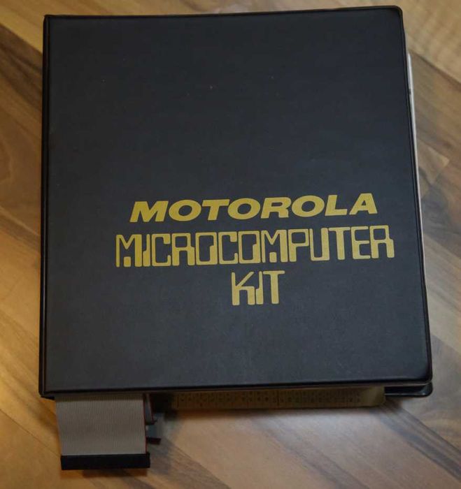 Продавам винтидж пълен комплект Motorola MEK-6800-D2 evaluation kit II