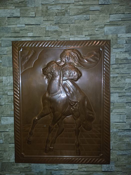 Картины, гобелен,часы,чеканка,пано.