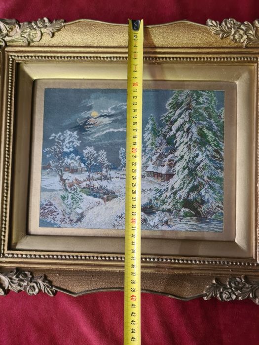 Гоблен "Лунна Зима"
Размери 50×42см.
Разглед