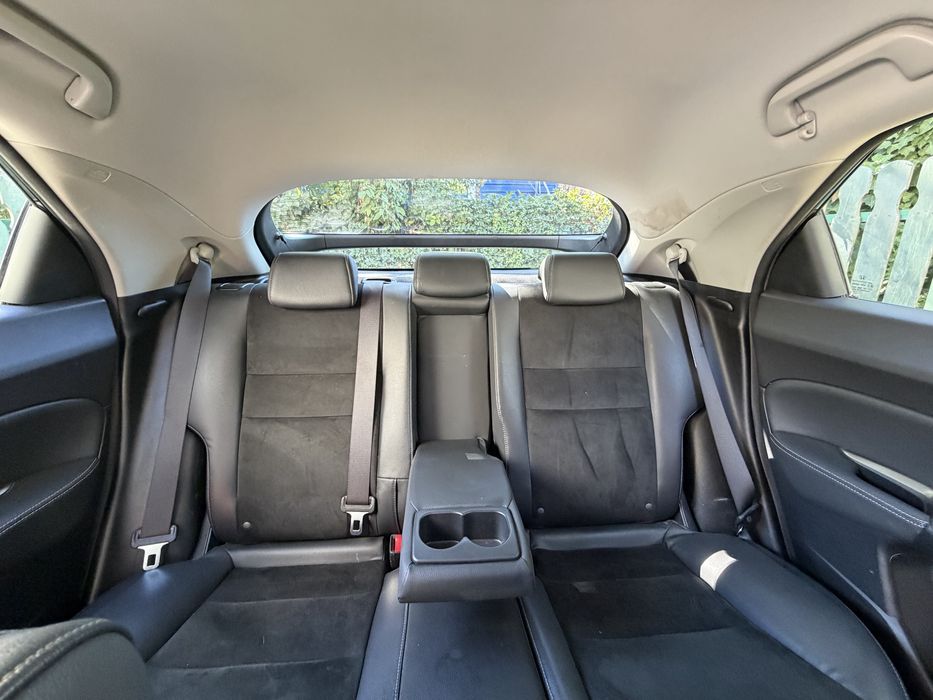 Honda Civic FK2 5 Usi hatchback 2012 77.000km