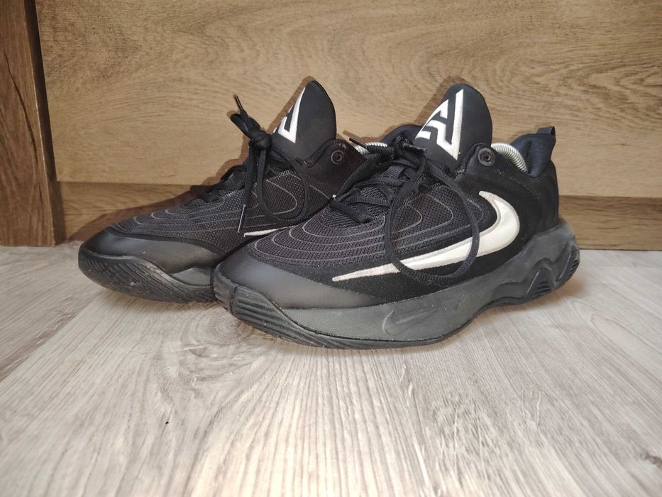 Nike giannis immortality 4