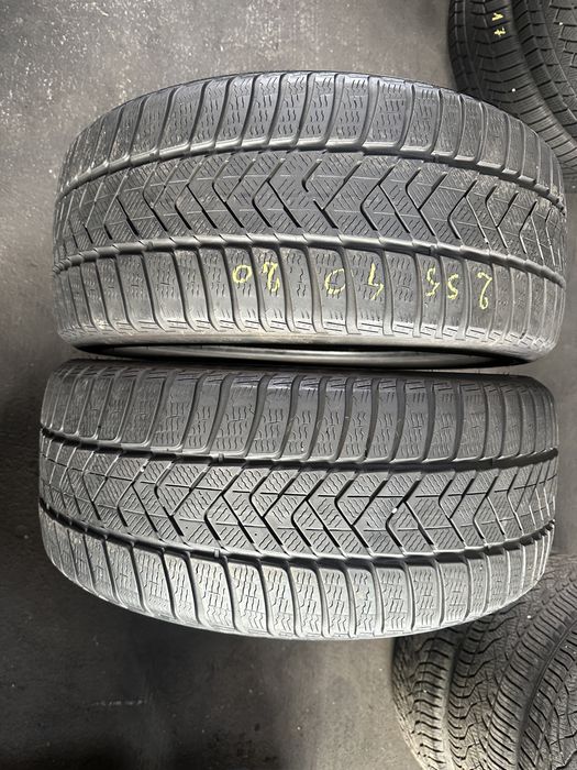 255 40 R20 Pirelli