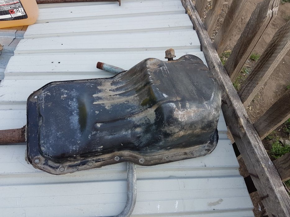 Мотор 3S-FE  по запчастям.