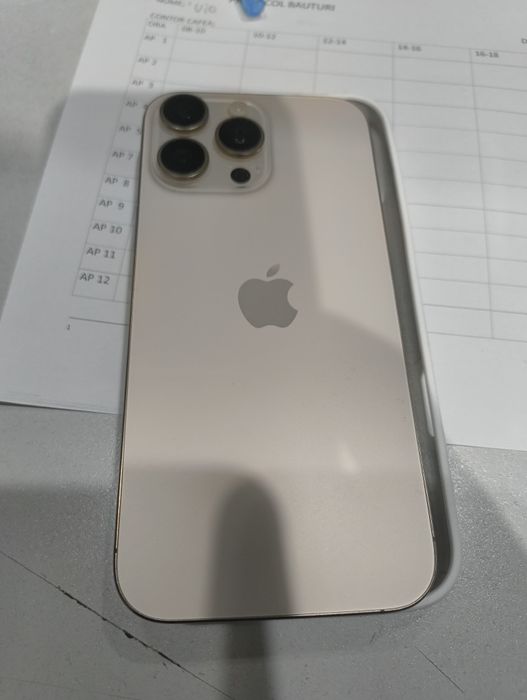 Vand iphone 16 pro max 256 gb ca nou