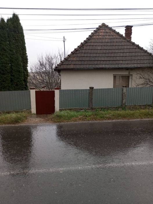 Teren cu casa si utilitati