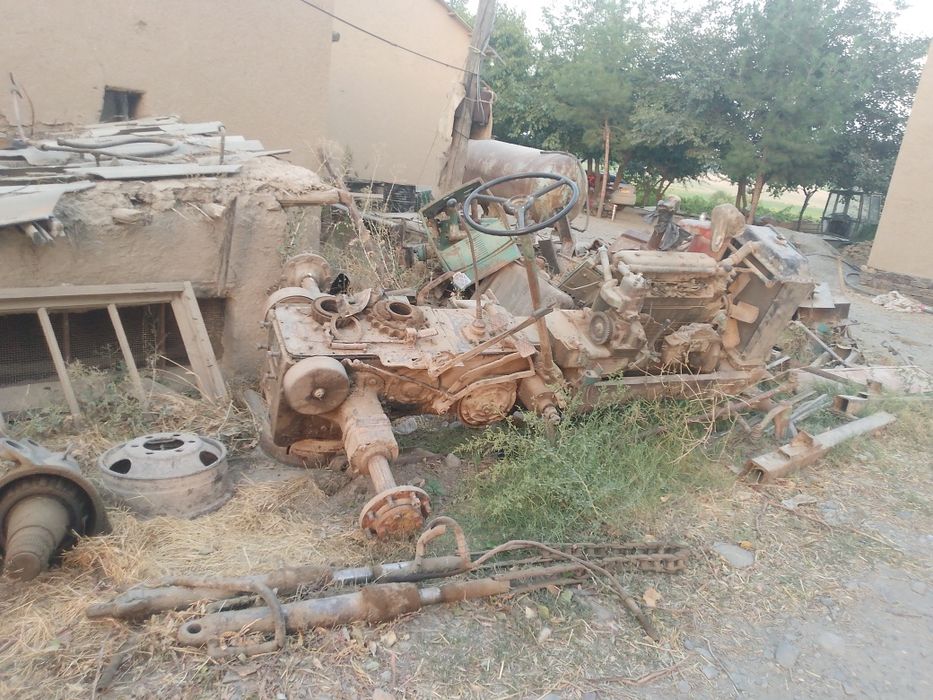 Yumz zapchastlari sotiladi