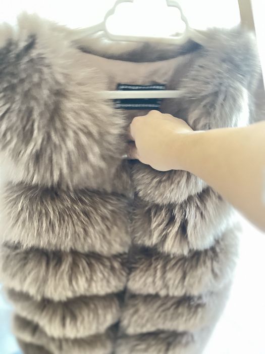 Жилетка/безрукавка