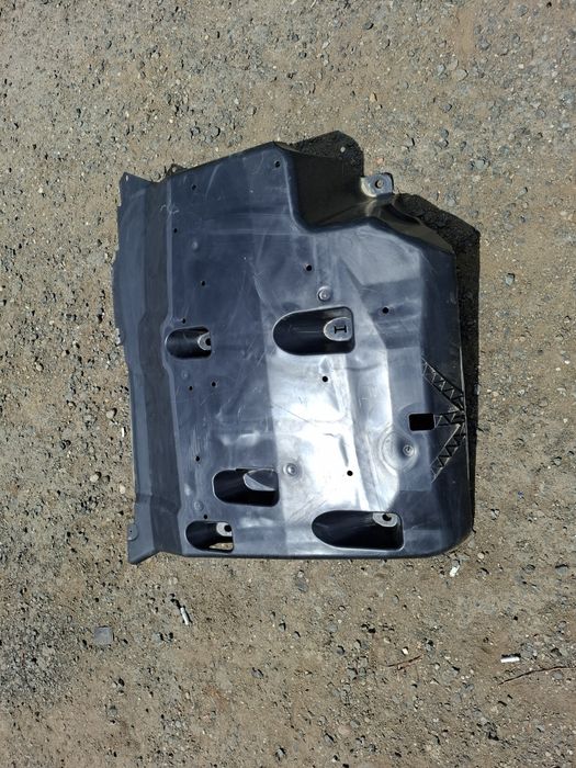 Scut protecție spate  dacia duster 2024 2025 2026