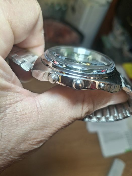 Продавам Ориент Orient  вечен календар