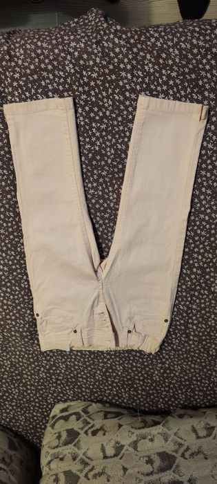 Pantaloni trei sferturi, Takko Fashion