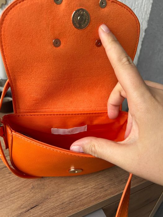 Дамски чанти H&M Mango D.Jones