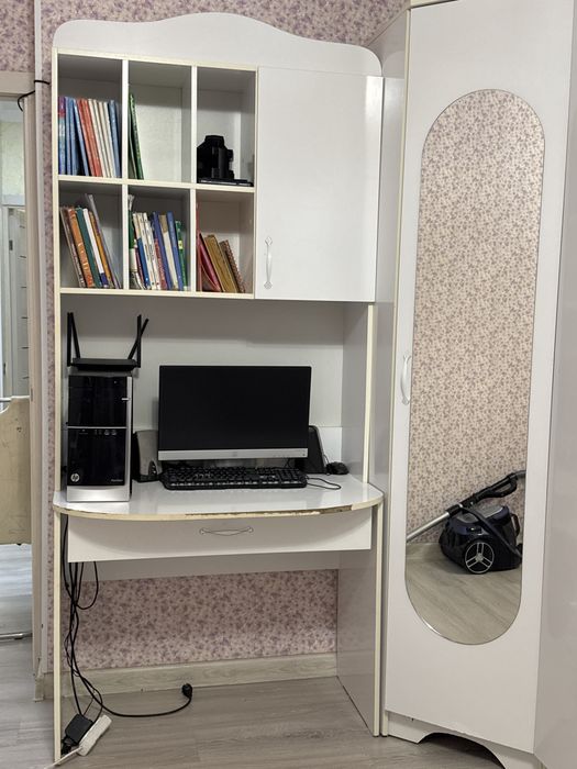 Детский гарнитур белого цвета