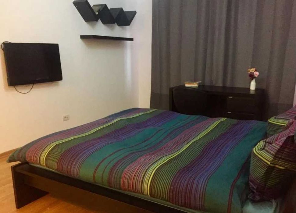 Дава се под наем Тристаен апартамент в Пловдив, Южен - 90 кв.м за 331.5 € - Снимка #2