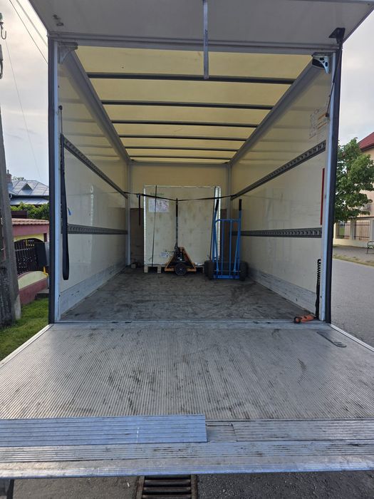 Cub cu lift Iveco daily Mercedes sprinter Renault master