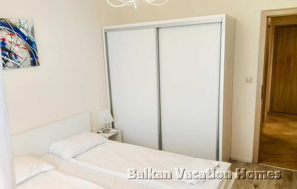 Продава се Двустаен апартамент в с. Аспарухово, Област Варна - 79 кв.м за 1020 €/кв.м - Снимка #13