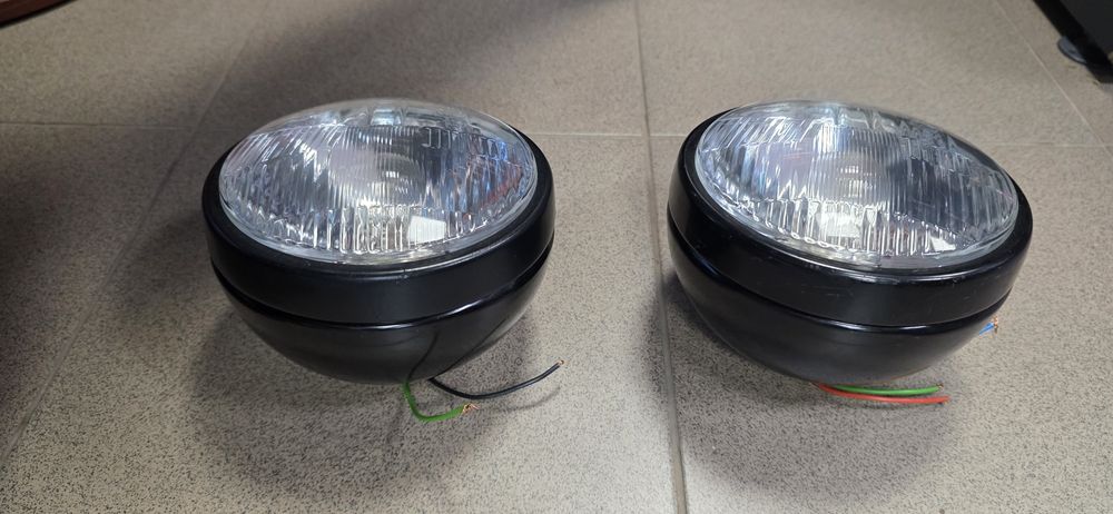 Far stinga dreapta tractor utilaje agricole din tabla import Olanda pr