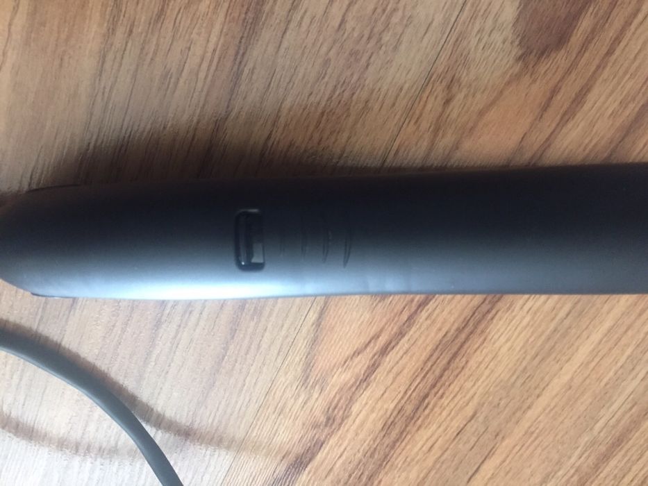 Преса за изправяне PHILIPS Essential