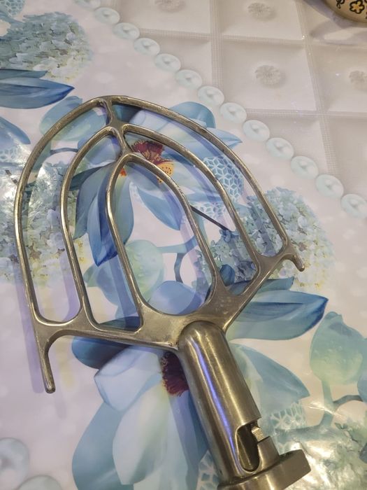 Миксер промышленный 20 литров