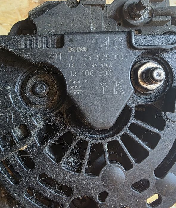 Alternator Bosch Volkswagen/Golf 4 / Passat/ audi a4 1.9 tdi