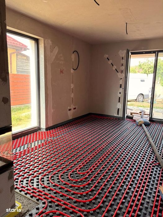 Casă individuală cu arhitectură contemporană 166 mp utili teren 450 mp